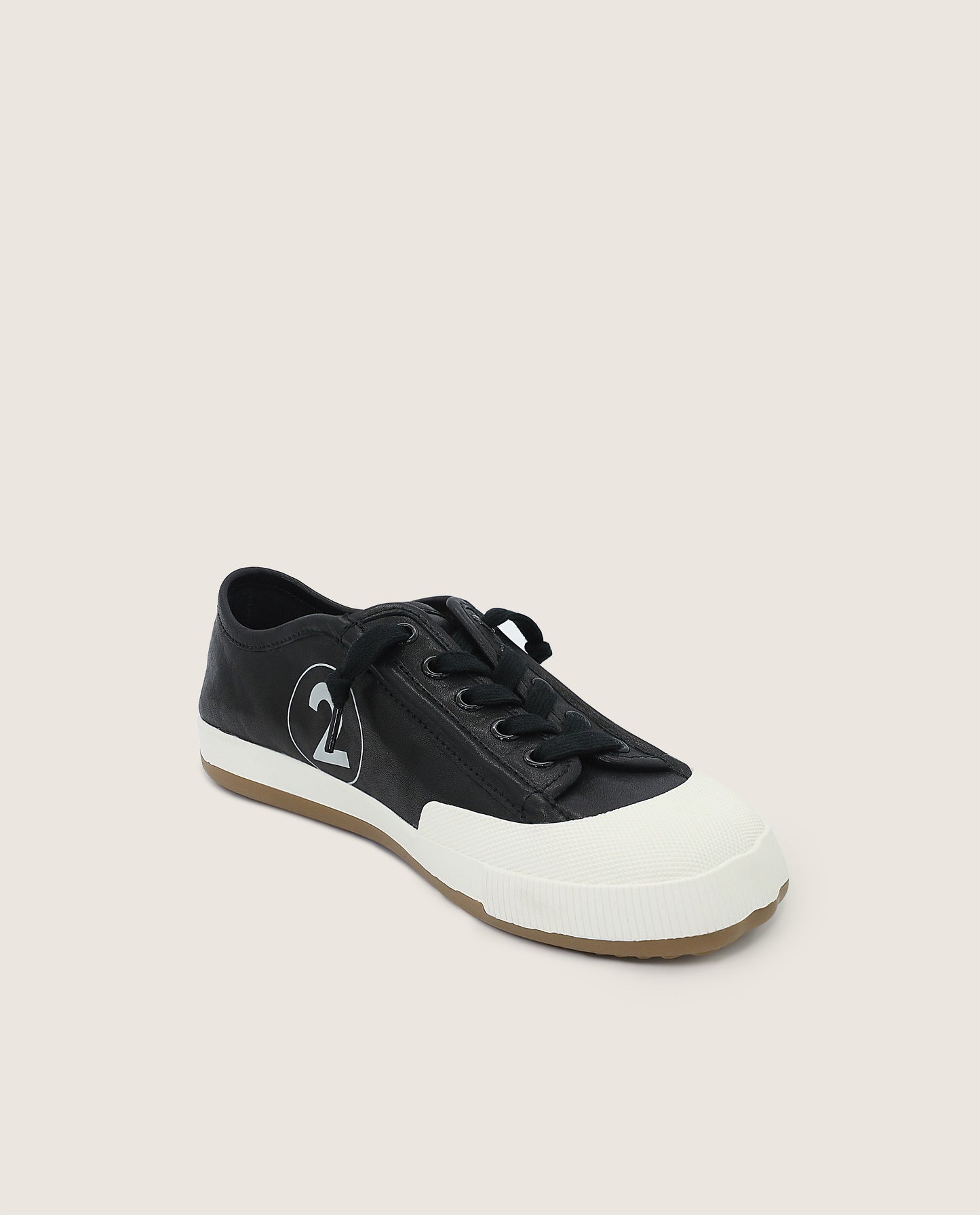 MOONPAWS BLACK
